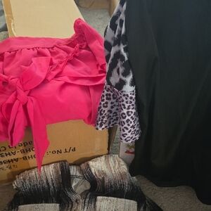 Bundle Of 1x Tops. Silk Like